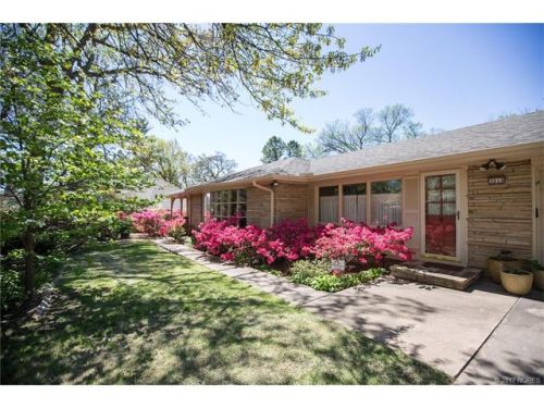 3014 38th Pl, Tulsa, OK 74105-3714