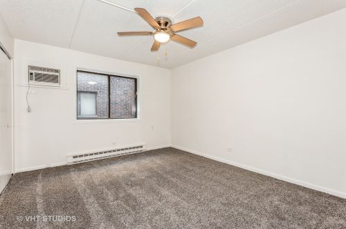954 Rohlwing Rd, Addison IL  60101-6132 exterior