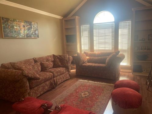 1414 Melody Ln, Carrollton TX  75006-2973 exterior