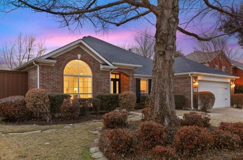 2725 Ponderosa Pine Dr, Lewisville, TX 75028-3639