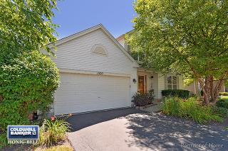 1920 Crosswind Dr, Plainfield, IL 60586-2254