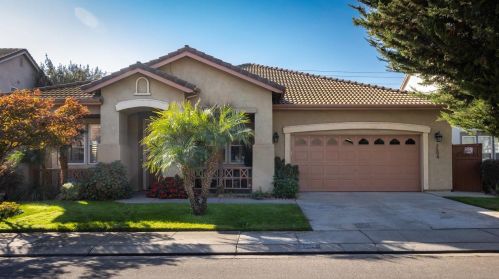 3504 Glencrest Dr, Modesto, CA 95355-8427
