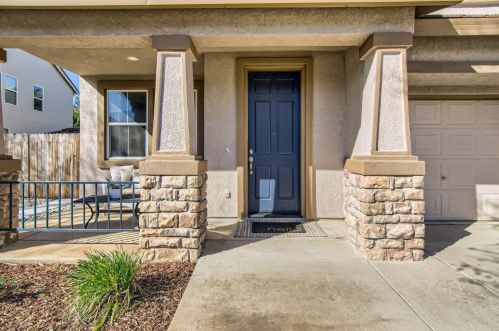 11017 Brattleboro Cir, Mather, CA 95655-3058
