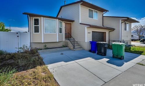 4540 Barrington Dr, Taylorsville, UT 84088-6305