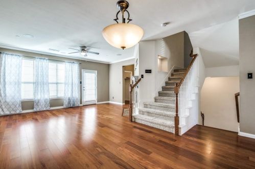 1558 Biltmore Ln, Irving TX  75063-3503 exterior