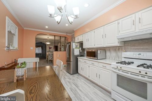 2517 16th St, Philadelphia PA  19132-3907 exterior