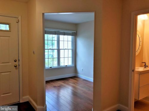 170 Neil Ct, Princeton NJ  08540-7338 exterior