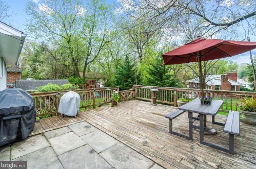 5225 Heming Ave, Springfield VA  22151-2942 exterior