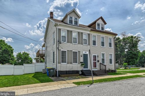 613 Mulberry St, York, PA 17403-1049