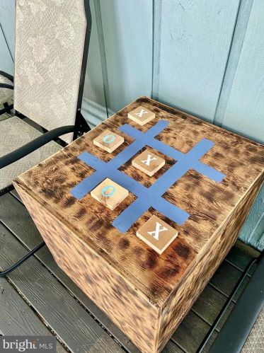 15 Meadow View Dr, Lost City WV 26810-8523 exterior