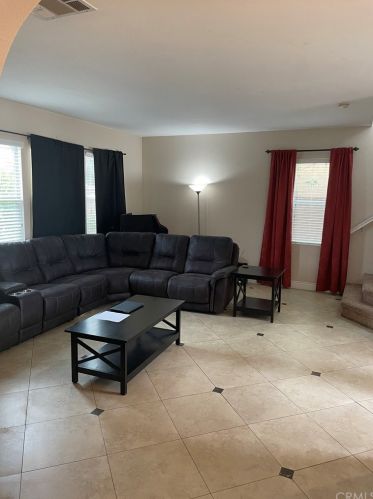 1067 Marigold Dr, Perris, CA 92571-7534
