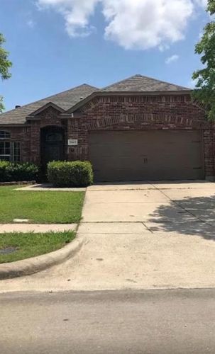 2069 Meadow Park Dr, Princeton TX 75407-2662 exterior