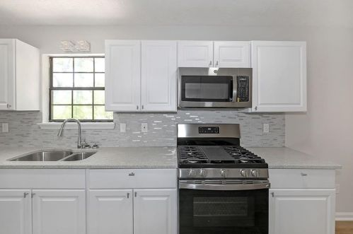 312 Cedar St, Stockbridge GA  30281-3889 exterior