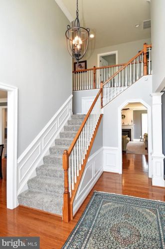 41363 Silverside Dr, Leesburg, VA 20175-8781