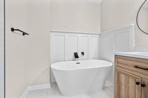 317 Allatoona Shores Dr, Holly Springs GA  30114-8598 exterior