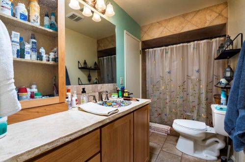 10458 Reynold Way, Truckee CA  96161-1805 exterior