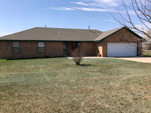 1602 County Street 2890, Amber, OK 73004-5541
