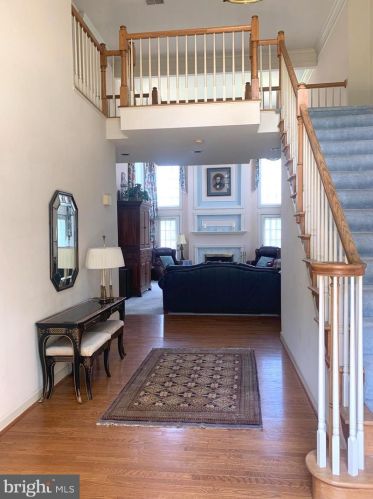 3704 Hetten Ln, Woodbridge, VA 22193-1045