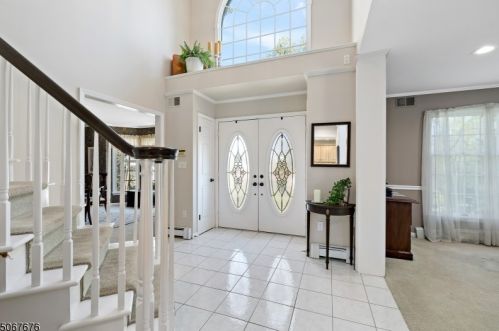 95 Belair Ave, Cedar Knolls, NJ 07927-1405