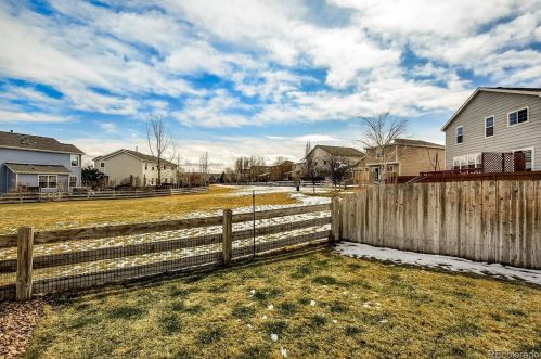 16171 Phillips Dr, Englewood CO 80112-4603 exterior