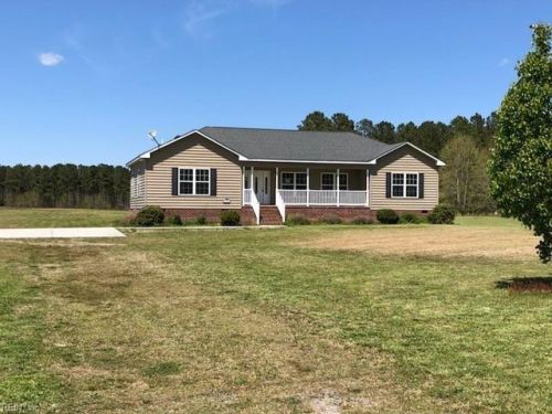 34337 Unity Rd, Zuni, VA 23898-3400