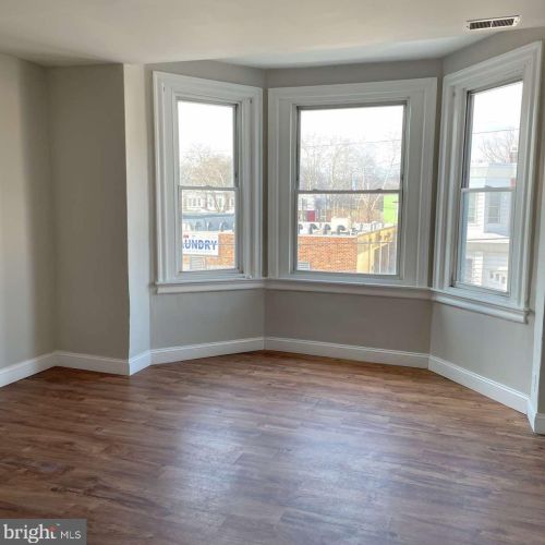 4723 15th St, Philadelphia, PA 19141-2101