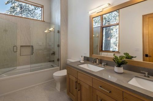 705 John Mckinney, Truckee CA  96161-5190 exterior