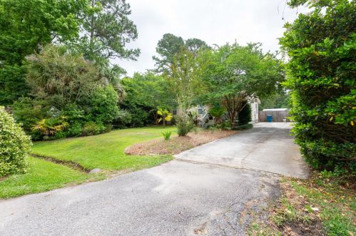 3258 Esau Jenkins Rd, Johns Island, SC 29455-7233