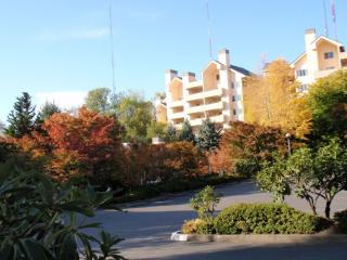 6625 Burnside Rd, Portland OR  97210-6625 exterior