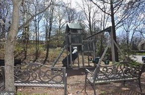 38 Chrisba Rd, Severna Park MD 21146-3060 exterior