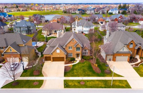 13453 Skyline Dr, Plainfield, IL 60585-1913