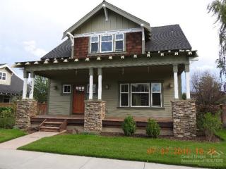 1650 Ivy Ave, Eagle Crest, OR 97756-8494