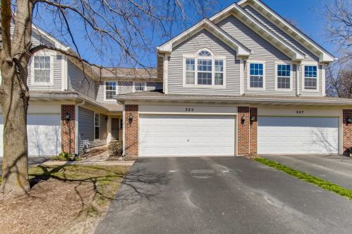 325 Tall Oaks Ln, Itasca, IL 60143-2863