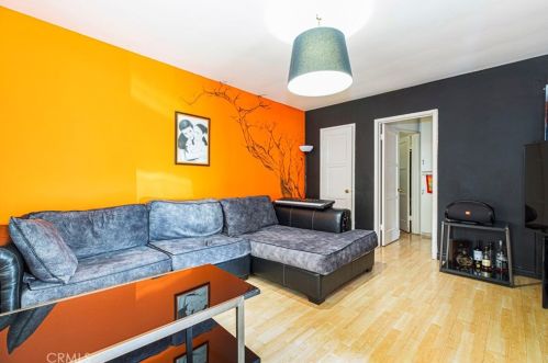 341 Chevy Chase Dr, Glendale CA  91205-4440 exterior