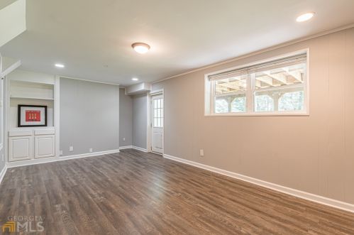 2031 Abby Ln, Atlanta GA  30345-3514 exterior