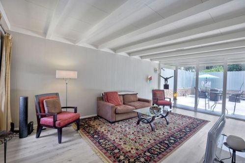 1111 Oak Dr, Vista CA  92084-4659 exterior