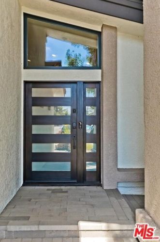 13605 Heather Way, Hawthorne, CA 90250-6474