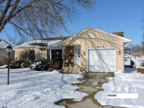 947 Hawthorne Ln, Kankakee, IL 60901-4620