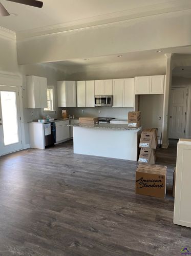 120 Newton Ln, Bonaire, GA 31005-4917