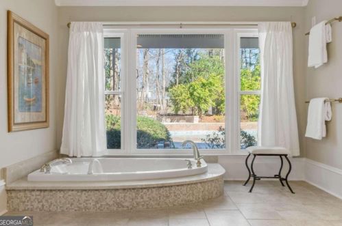 7660 Ball Mill Rd, Atlanta GA  30350-4406 exterior