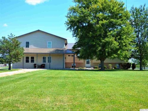 966 2250th St, Adams, IL 62347-2203