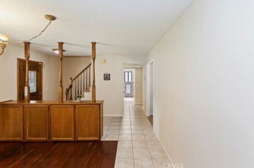 2662 Sovereign Way, Riverside CA  92506-5120 exterior