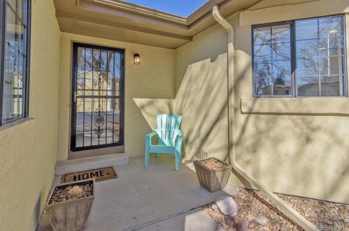 18605 Layton Pl, Aurora, CO 80015-3252