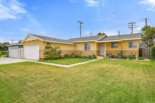 1014 137th St, Compton, CA 90222-3308