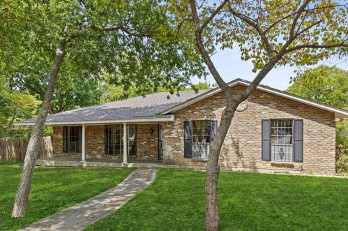 6909 Hampton Rd, Dallas, TX 75232-3324