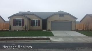 1047 Geneva Dr, Lemoore CA  93245-4168 exterior