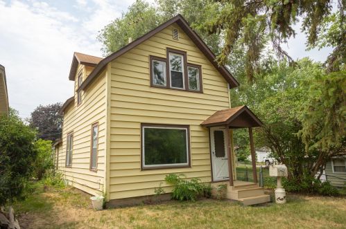 4704 6th St, Minneapolis, MN 55430-3604