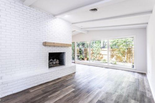 1705 Glen Alta Dr, Irving TX  75061-2306 exterior