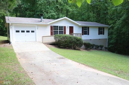 4380 Bradley Cir, Lithonia, GA 30039-1168