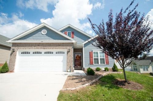 233 Legacy Oaks Cir, Lynchburg, VA 24501-3743